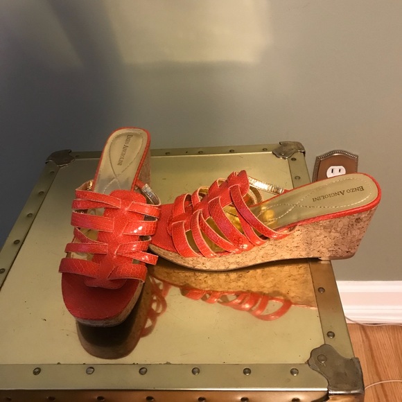 Sandals - Picture 3 of 4